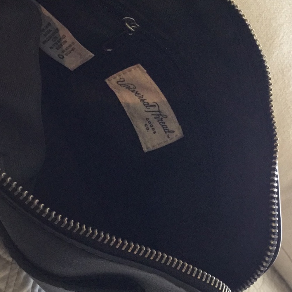 Universal Thread mini purse... - Picture 5 of 5